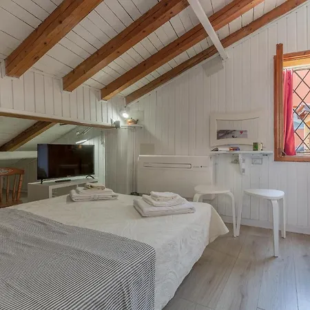 Apartment Aposa Little House *